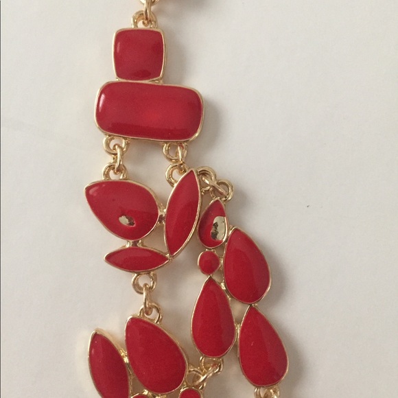 BCBGENERATION NECKLACE COLLAR GOLD TONE RED BIB - Picture 5 of 6